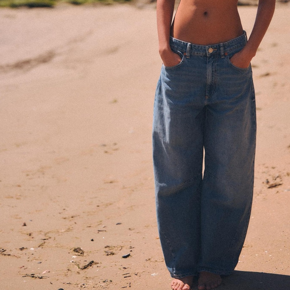 Zara TRF Mid Waist Baggy Balloon Jeans
